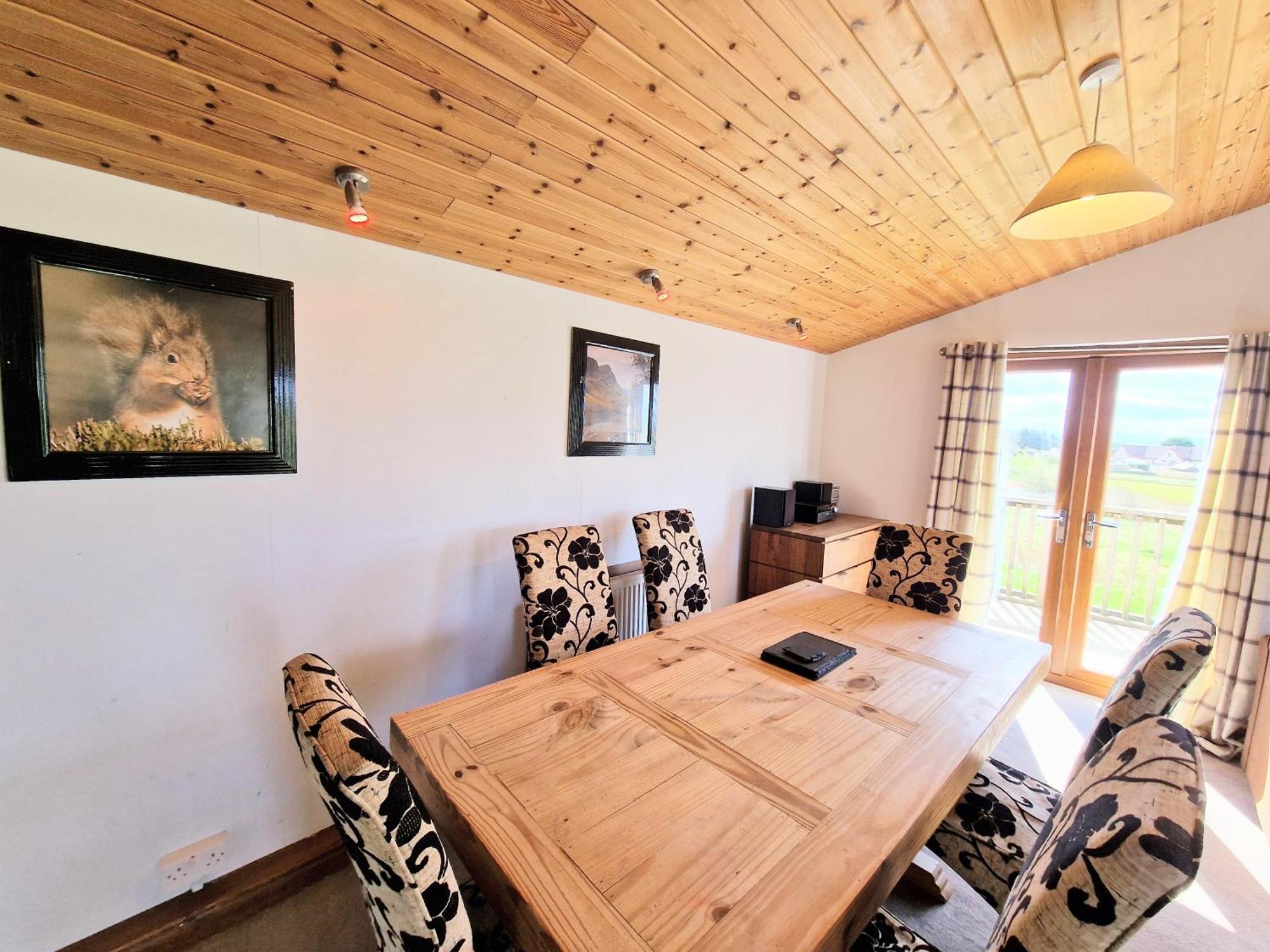 Villa Torridon 12 With Private Hot Tub - Fife - Loch Leven - Lomond Hills Kelty Exterior foto